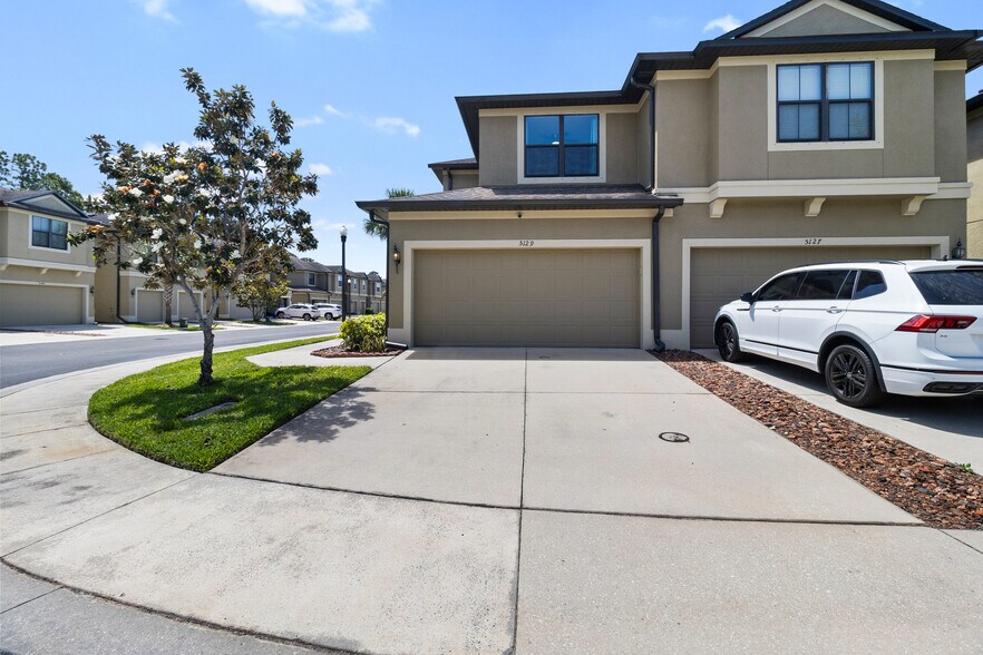 Building Photo - 5129 Bay Isle Cir