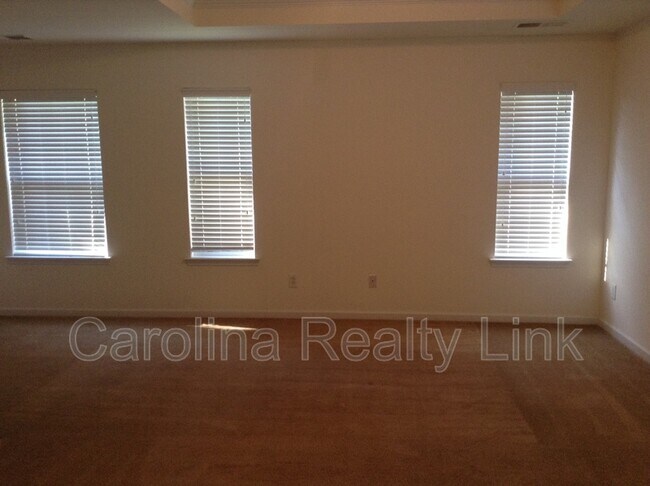 Building Photo - 7228 Handon Ln