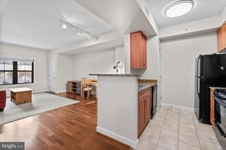 Building Photo - 1111 25th St NW