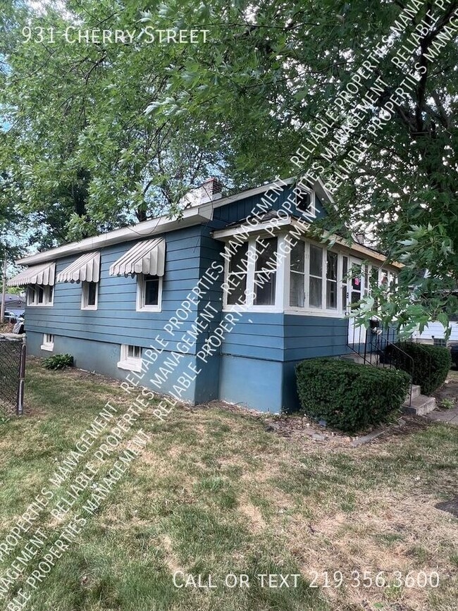 Building Photo - 931 Cherry St