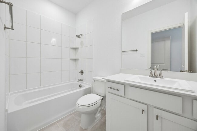 Building Photo - 3547 Pierce Ln