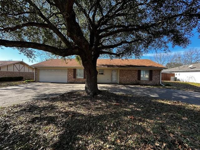 Primary Photo - 116 Kimberly St