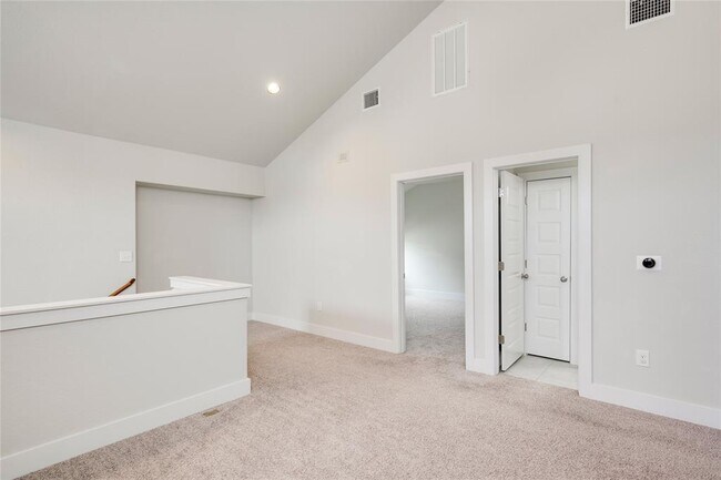 Building Photo - 11217 Charger Wy