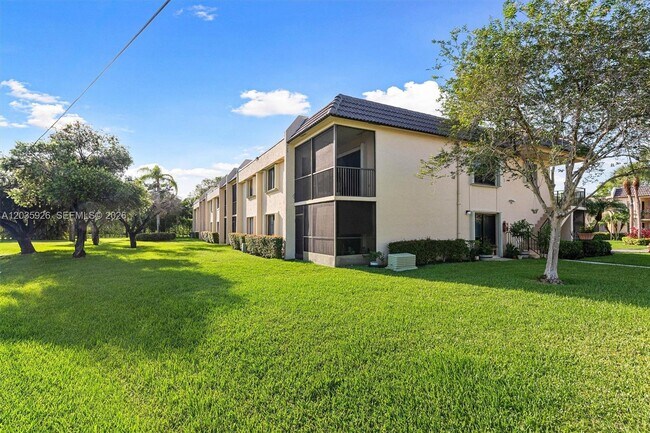 Building Photo - 16451 Blatt Blvd