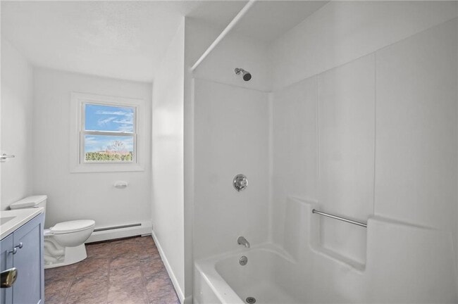 Building Photo - 357-357 Bristol Ferry Rd