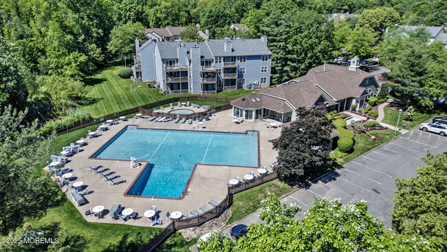 Building Photo - 6072 Cedar Ct