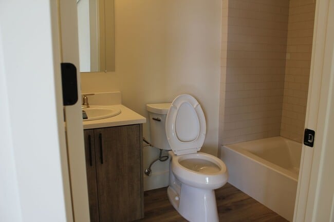 Building Photo - The Twin