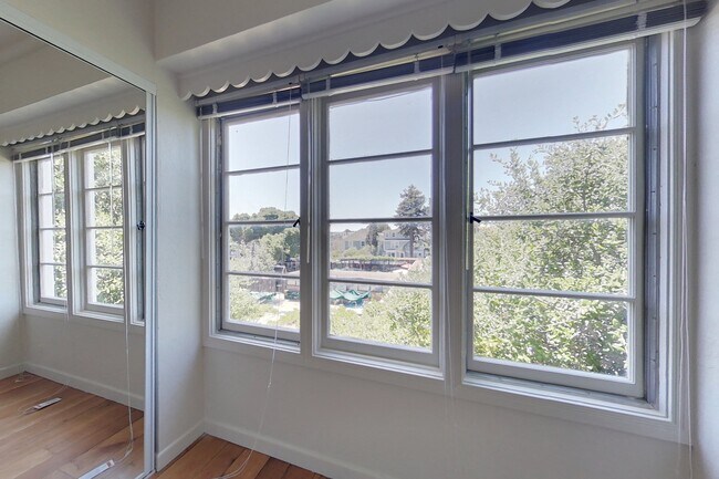 Floorplan - 2412 Ellsworth St.