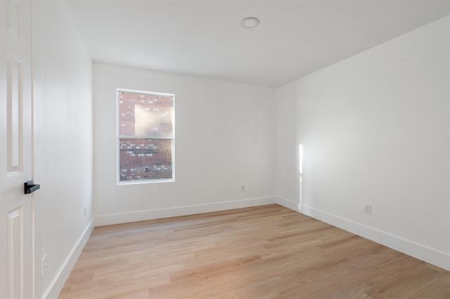 Building Photo - 1030 Churchill Dr
