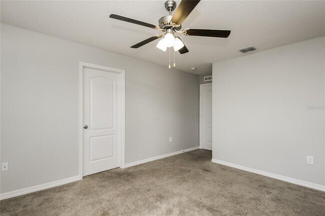 Building Photo - 204 Fig Ct
