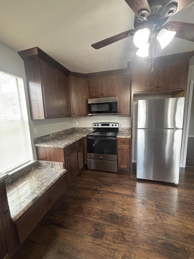 Building Photo - 2706 Crosshaven Dr