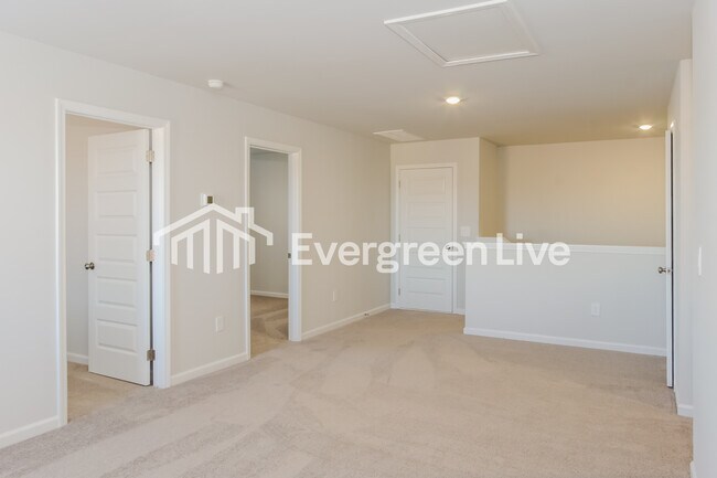 Building Photo - 22629 Dashwood Ln