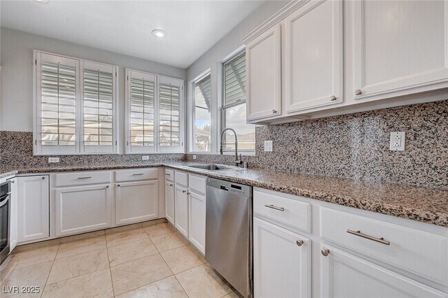 Building Photo - 1450 San Juan Hills Dr