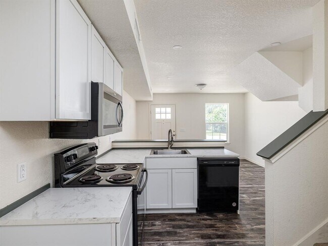 Building Photo - 230 Debus Dr