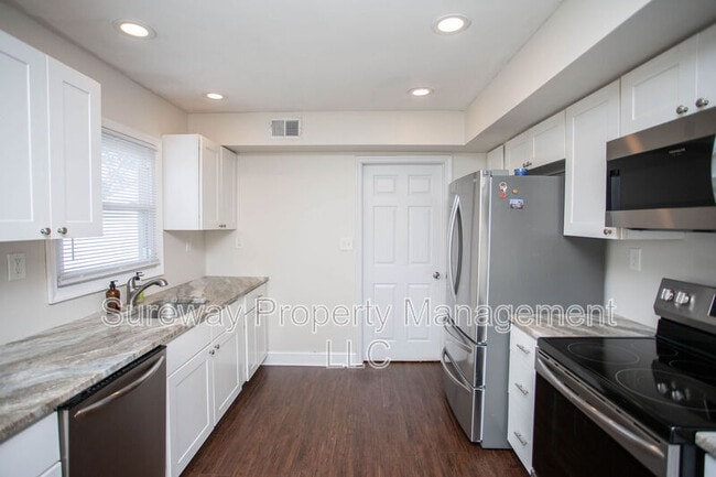 Building Photo - 49 Granite Ln