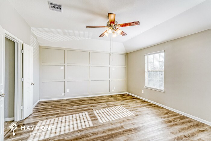 Building Photo - 5203 Bay Ln