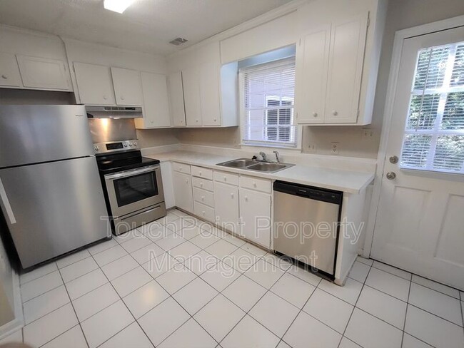 Building Photo - 5948 Deveron Dr