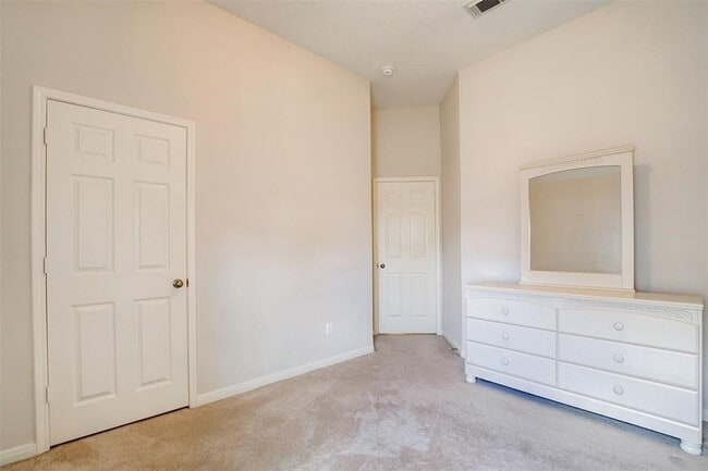 Building Photo - 2608 Easton Springs Ct
