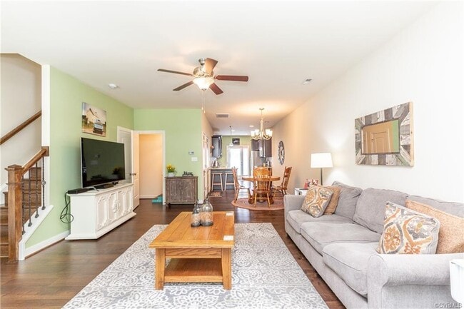 Building Photo - 7358 Pebble Lake Dr