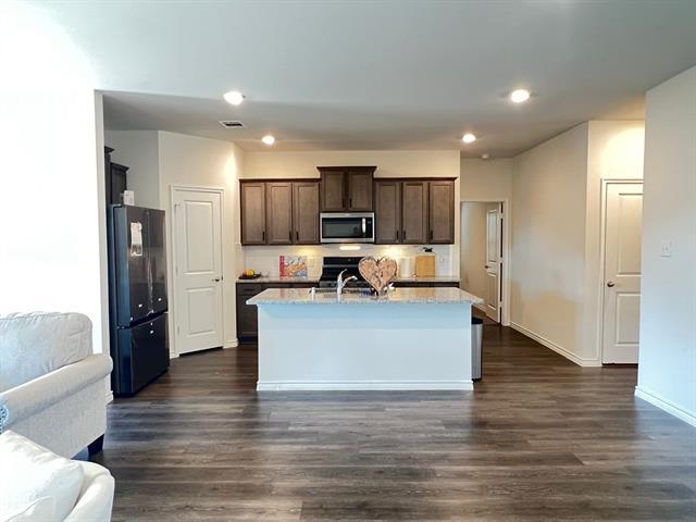 Building Photo - 509 Calm Springs Dr