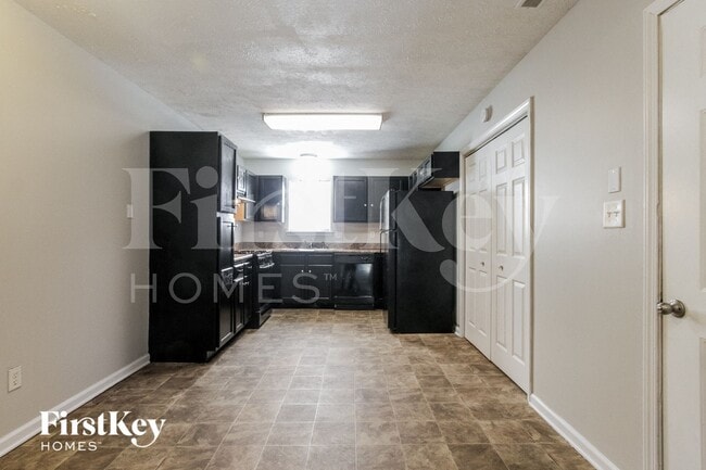 Building Photo - 11413 Kristen Cir