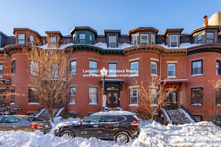 Building Photo - 83 E Brookline St
