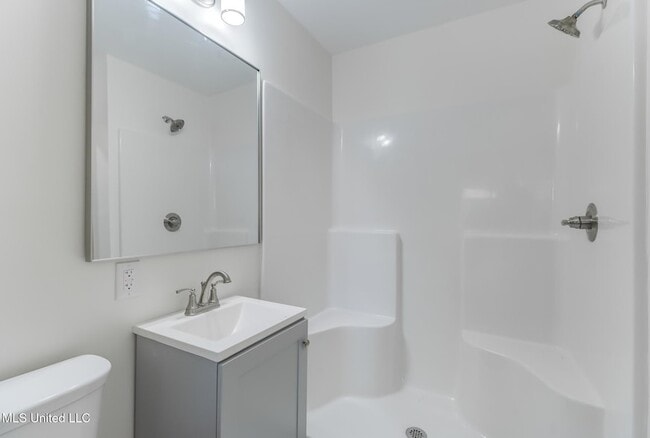 Building Photo - 175 St Charles Ave