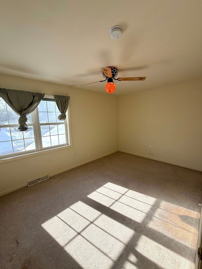 Building Photo - 104 Kentshire Dr