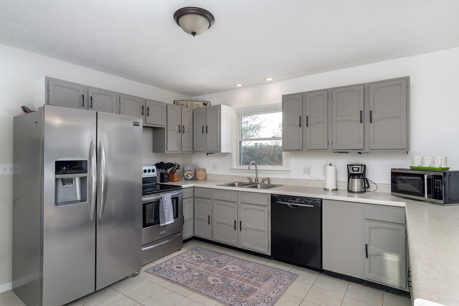 Building Photo - 120 Whitney Dr