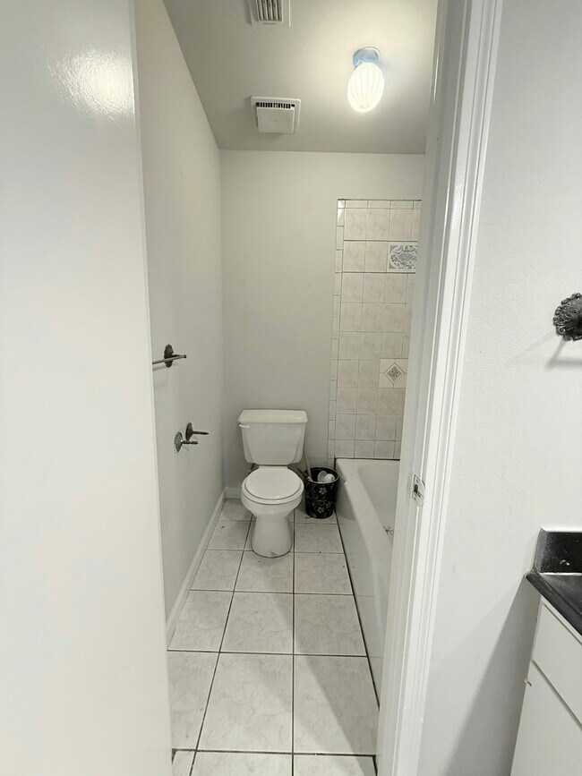 Building Photo - 7407 Riptide Dr