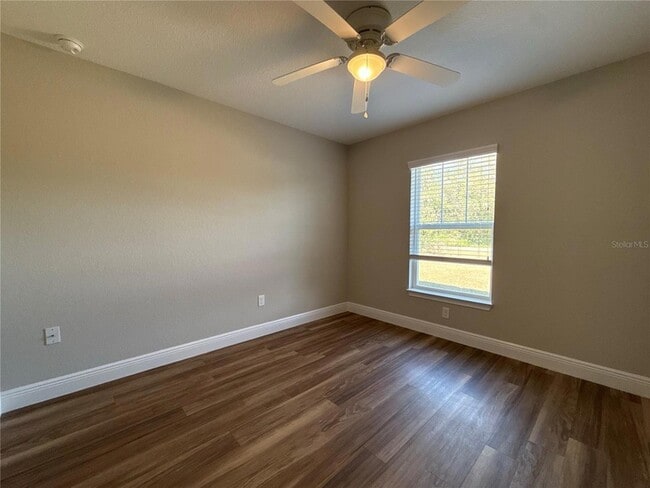 Building Photo - 309 Locust Rd