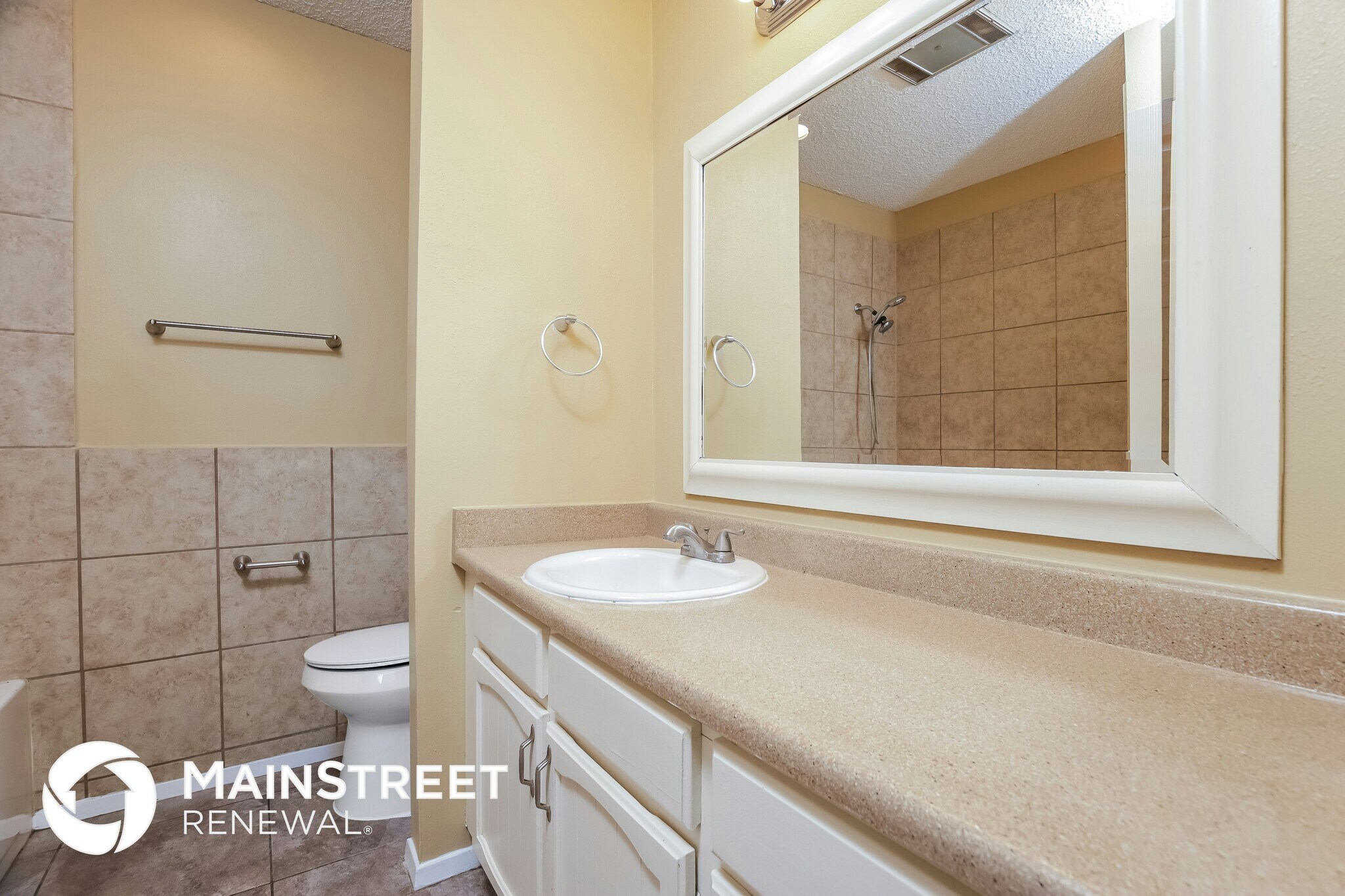 Building Photo - 12427 Constitution Dr