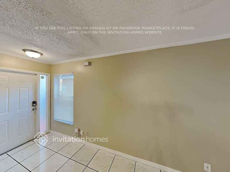 Building Photo - 6317 Seminole Terrace