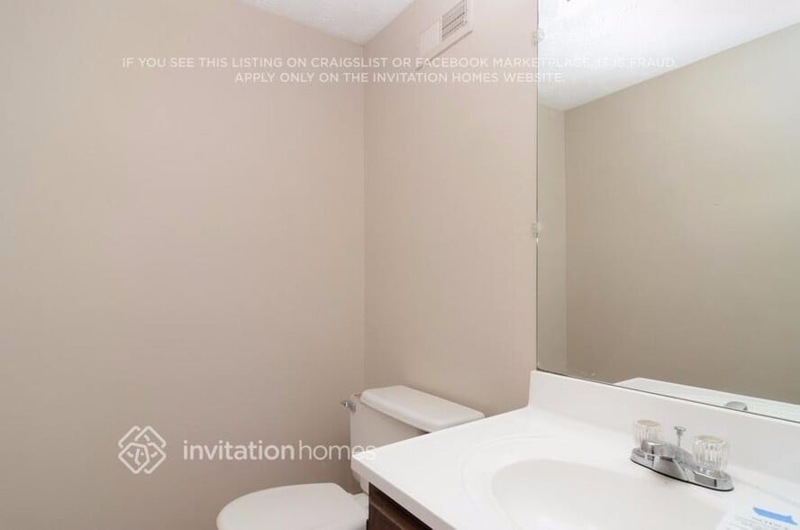 Building Photo - 4961 Ridgeside Ct