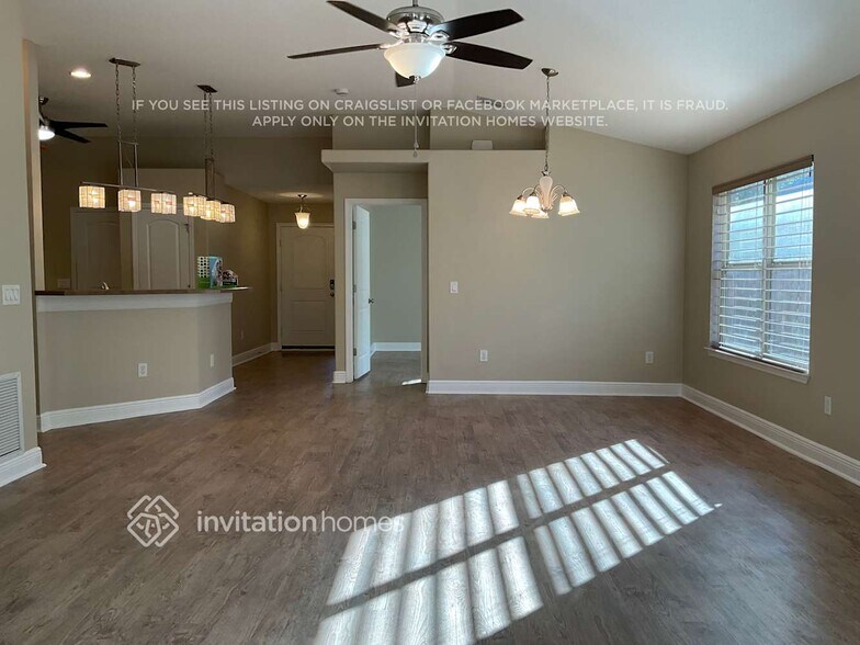 Building Photo - 172 Secret Dr