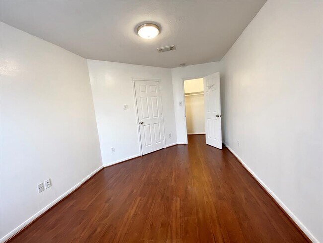 Building Photo - 7130 Sedona Ct
