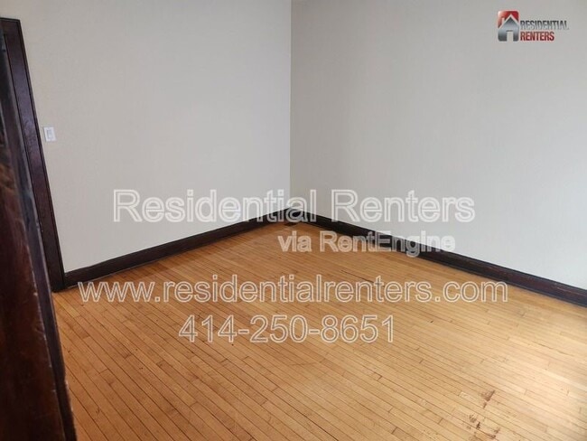 Building Photo - 1723 N 22nd St