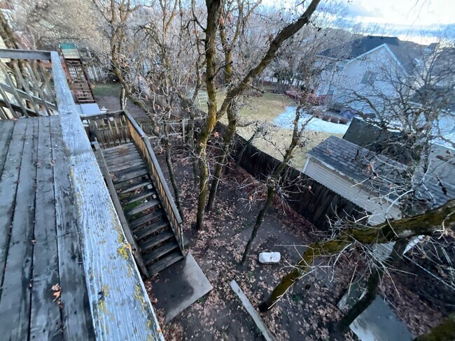 Building Photo - 1097 E 5100 S