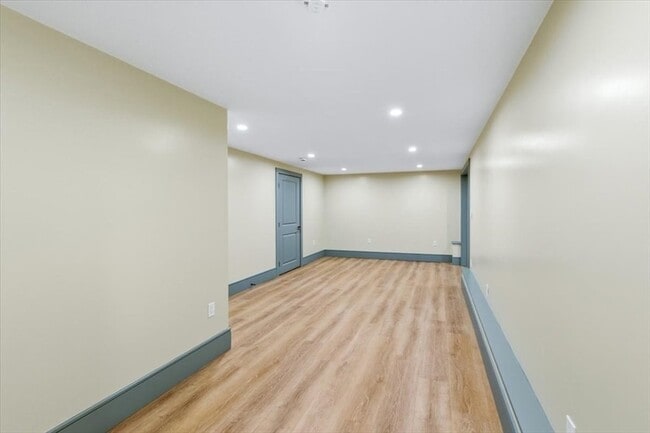 Building Photo - 22 Kruger Rd