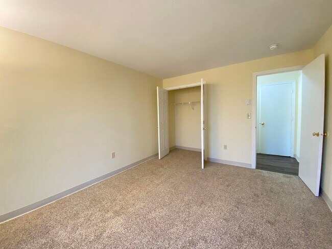 Building Photo - 171 Eastern Ave