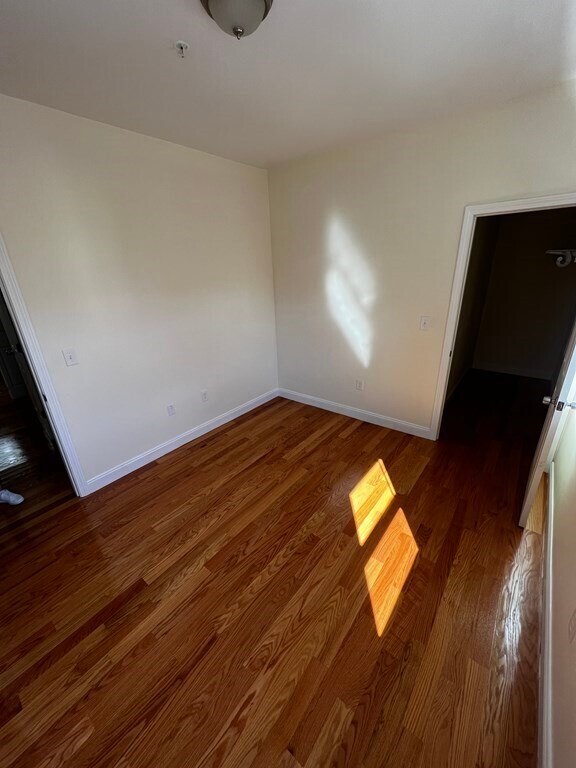 Building Photo - 53 Woodford St