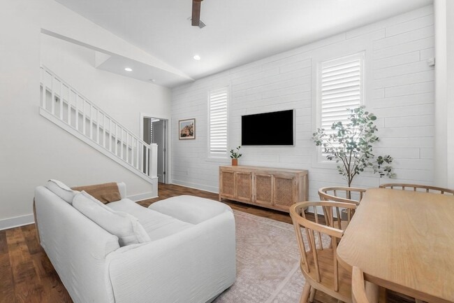 Building Photo - 56 Edens Landing Cir