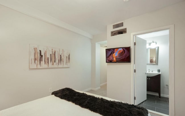 Building Photo - 3534 10th St NW