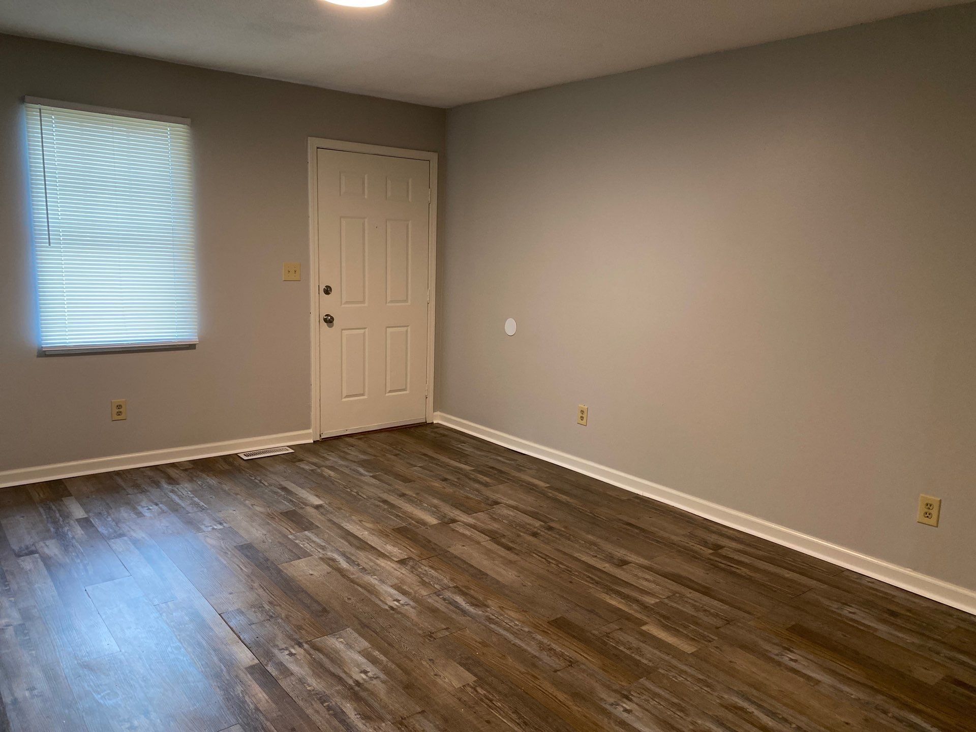 Building Photo - 40 Rossfield Cv