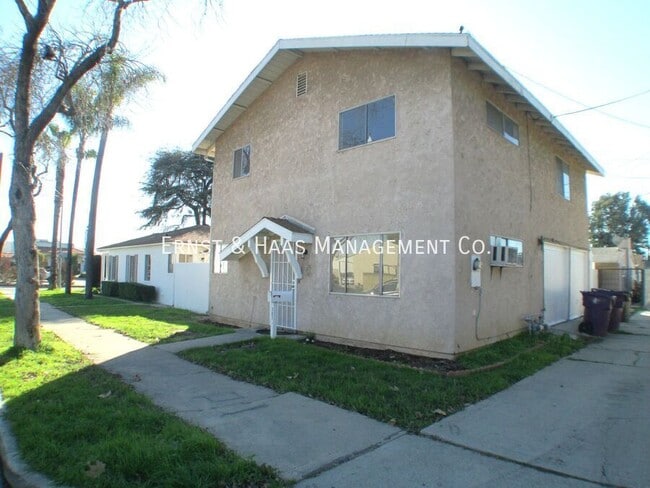 Primary Photo - 3875 Cherry Ave