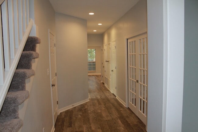Building Photo - 1737 Bolton Village Ln