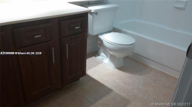 Building Photo - 5612 Rock Island Rd