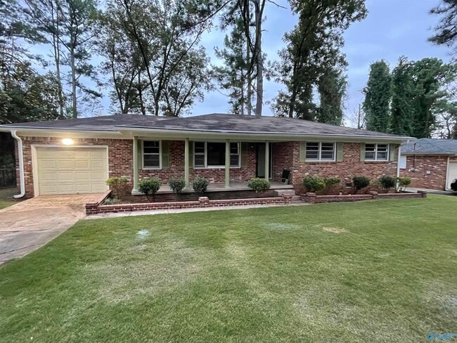 Primary Photo - 3304 Charleston Ave NW