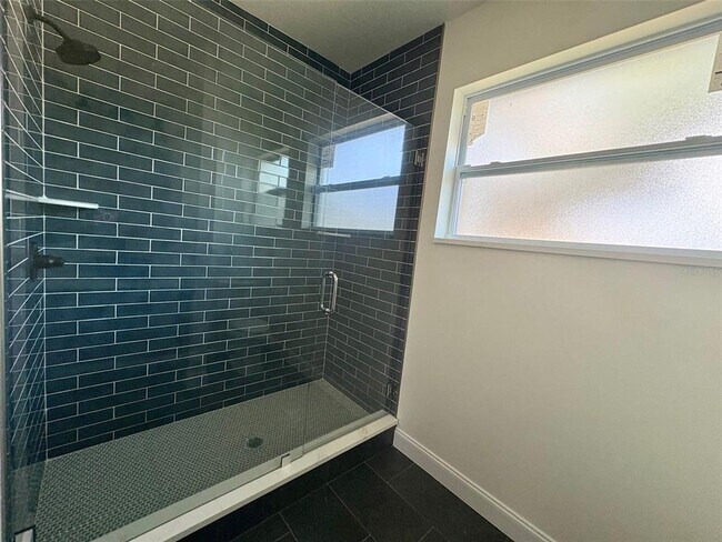 Building Photo - 914 Edgedale Cir
