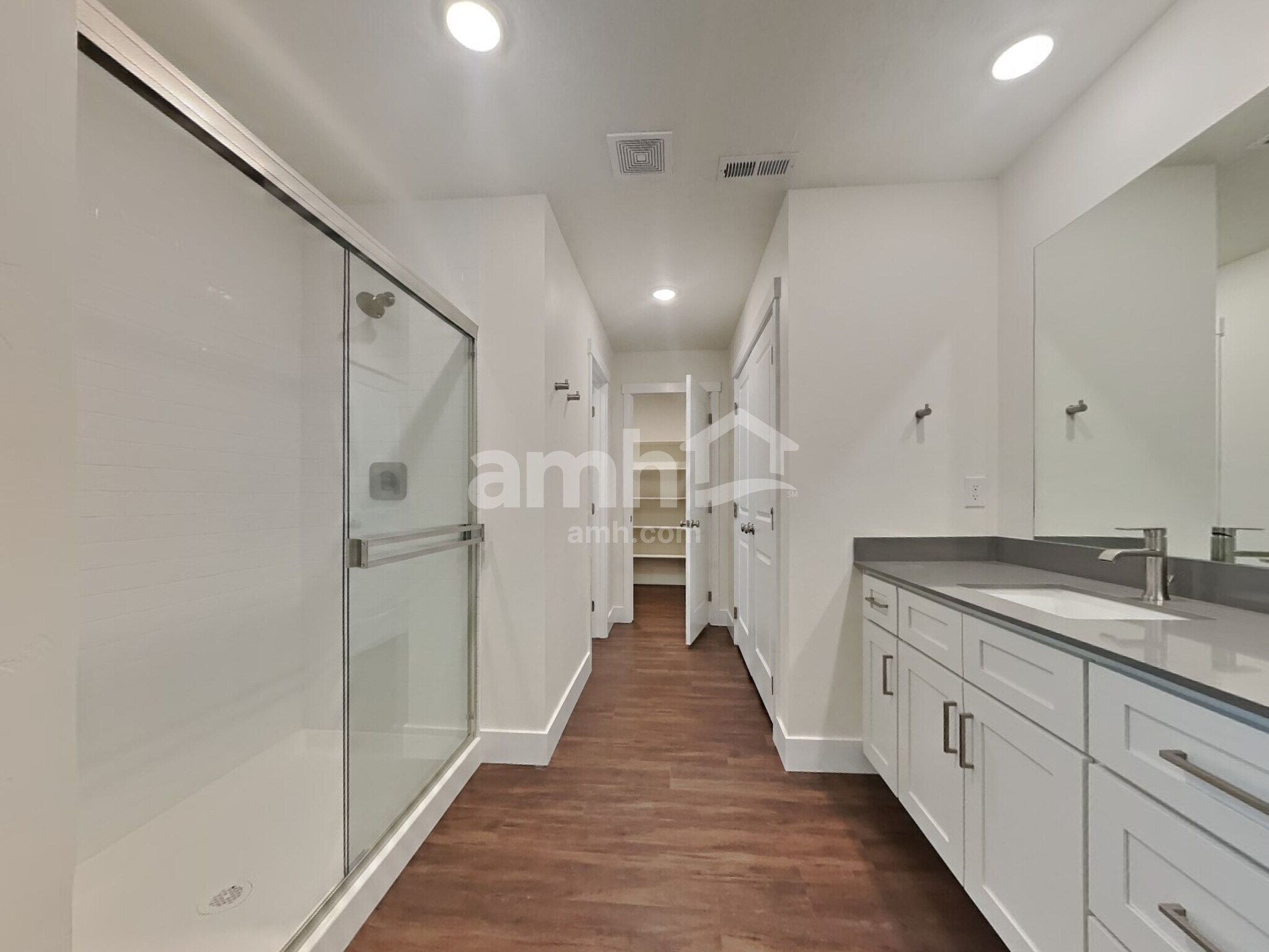 Building Photo - 1465 N Alderleaf Rd